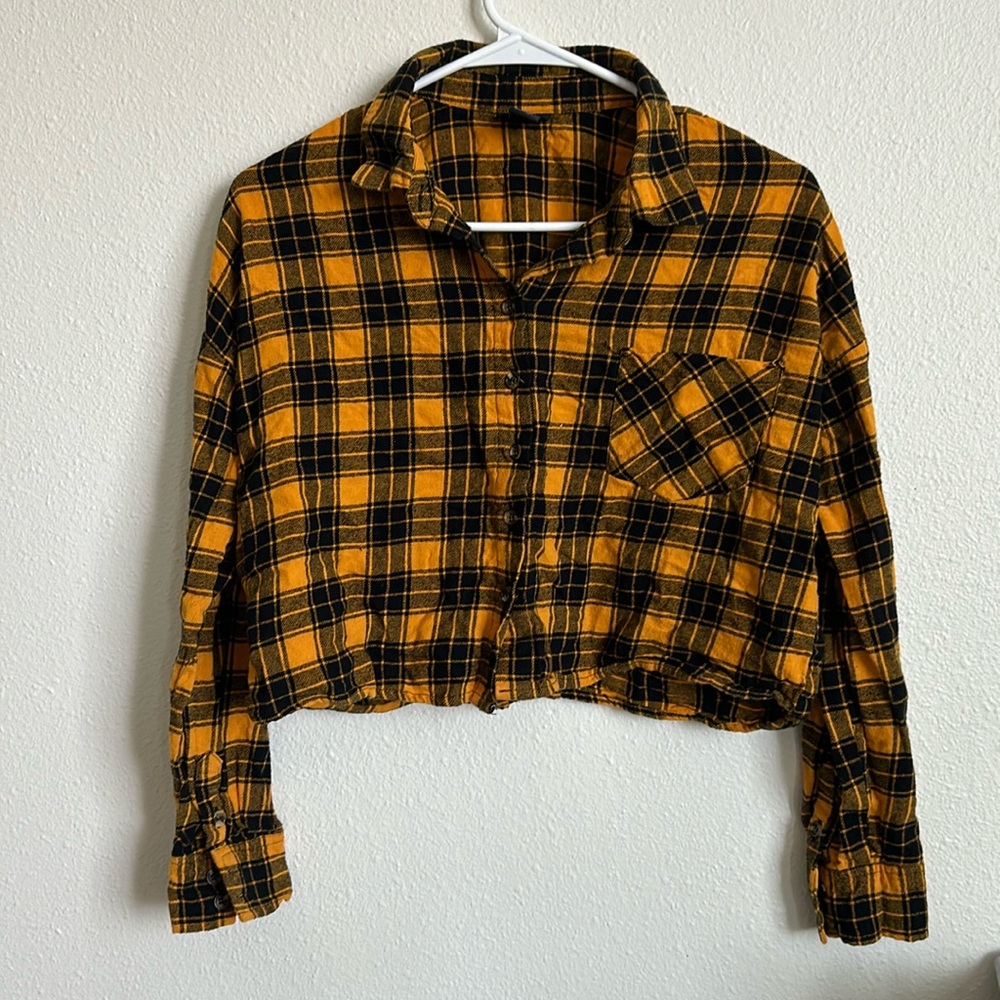 Cropped Flannel Women’s Medium